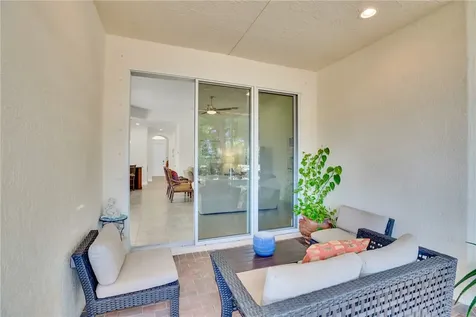 1850 Oak Grove Court Vero Beach FL 32966