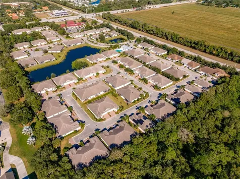 1850 Oak Grove Court Vero Beach FL 32966