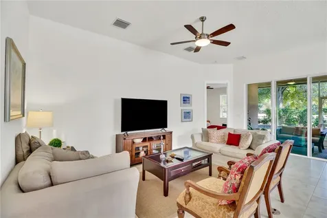 1850 Oak Grove Court Vero Beach FL 32966
