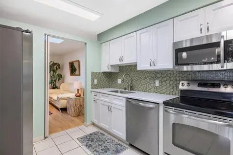 635 Centre Court SW Vero Beach FL 32962