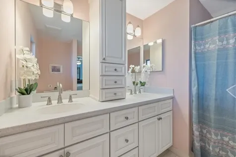 635 Centre Court SW Vero Beach FL 32962