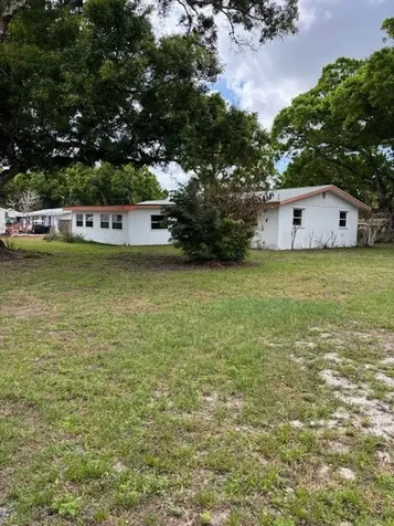 2726 49th Avenue Vero Beach FL 32966