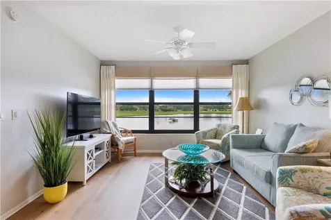 11 Plantation Drive Vero Beach FL 32966