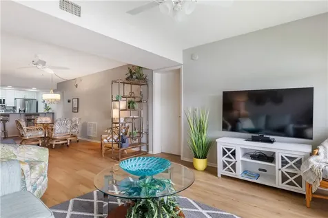 11 Plantation Drive Vero Beach FL 32966