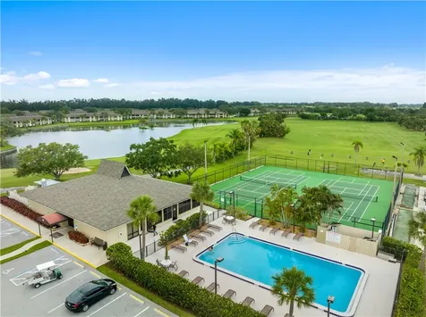 11 Plantation Drive Vero Beach FL 32966