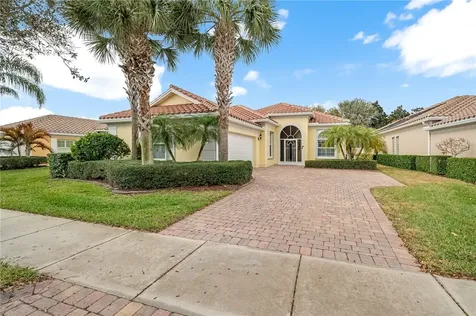 5193 Eleuthra Circle Vero Beach FL 32967