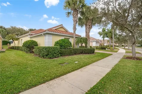 5193 Eleuthra Circle Vero Beach FL 32967