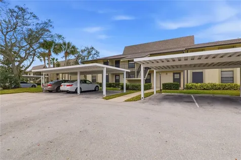 35 Plantation Drive Vero Beach FL 32966