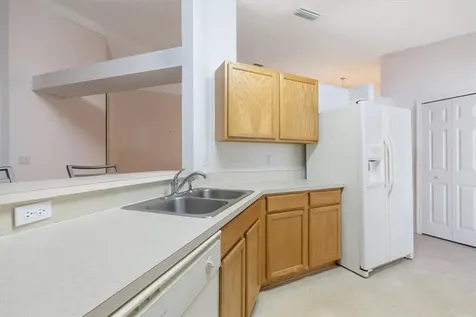 1009 E 13th Square Vero Beach FL 32960