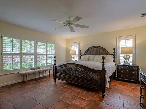 121 38th Court Vero Beach FL 32968