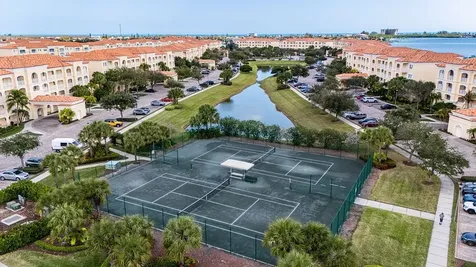 17 Harbour Isle Drive W Fort Pierce FL 34949