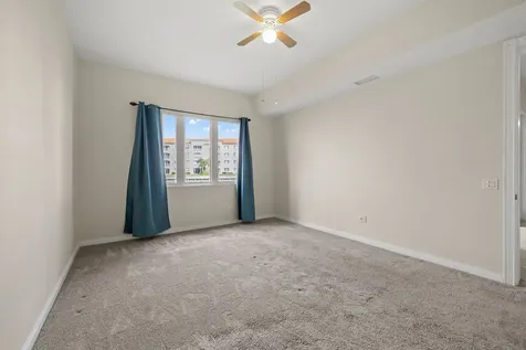 17 Harbour Isle Drive W Fort Pierce FL 34949