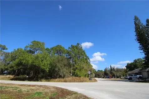 2400 85th Court Vero Beach FL 32966