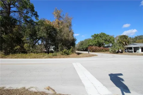 2400 85th Court Vero Beach FL 32966