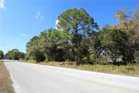 2400 85th Court Vero Beach FL 32966