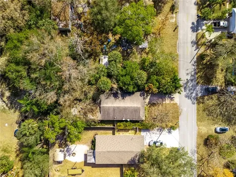 1562 24th Avenue Vero Beach FL 32960