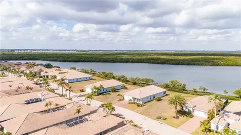 1932 Lynx Drive Hutchinson Island FL 34949