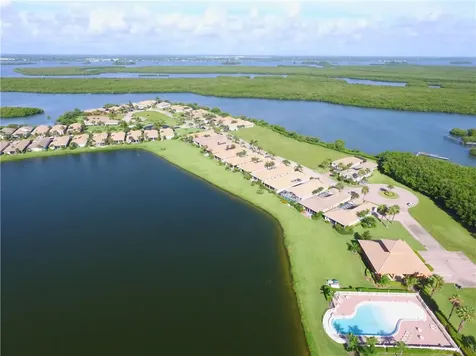 1932 Lynx Drive Hutchinson Island FL 34949