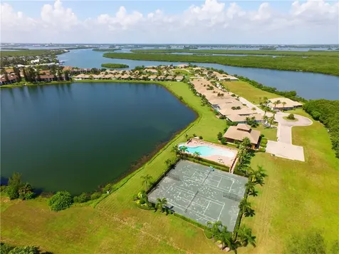 1932 Lynx Drive Hutchinson Island FL 34949