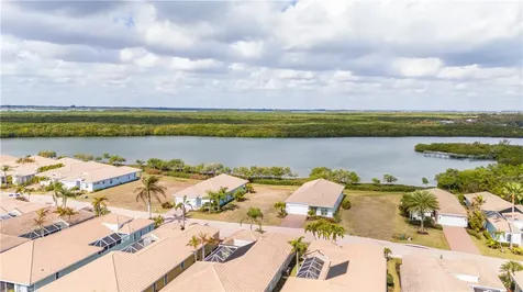1932 Lynx Drive Hutchinson Island FL 34949