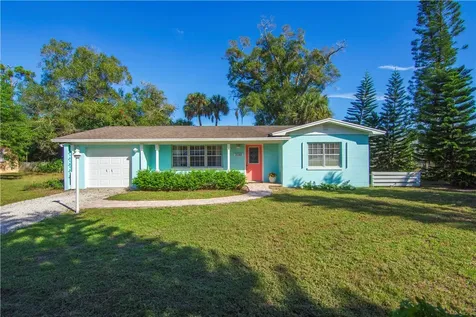 2046 50th Avenue Vero Beach FL 32966