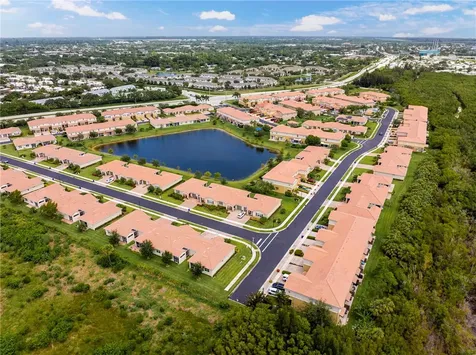 323 Versailles Lane Vero Beach FL 32960
