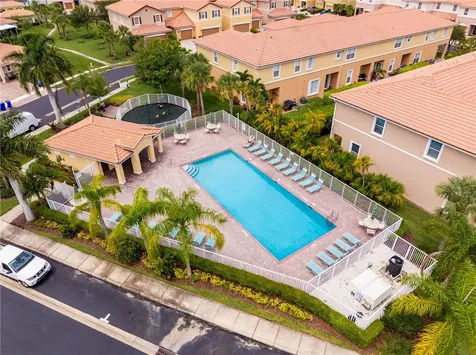 323 Versailles Lane Vero Beach FL 32960
