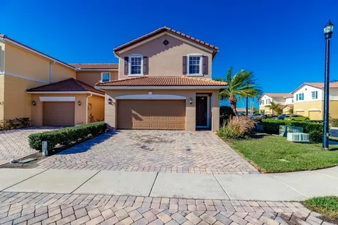 323 Versailles Lane Vero Beach FL 32960