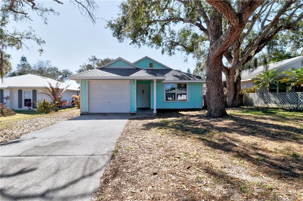 219 15th Place SW Vero Beach FL 32962