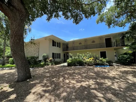 800 Coquina Lane Vero Beach FL 32963