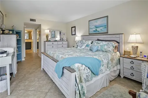 1026 Flamevine Lane Vero Beach FL 32963