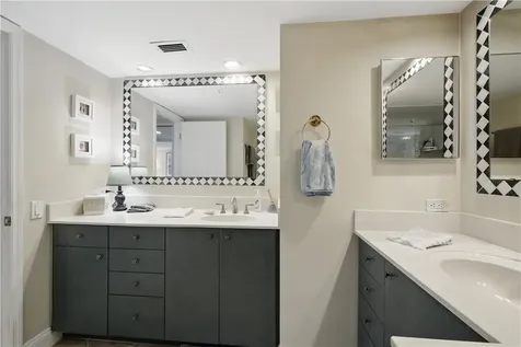 1026 Flamevine Lane Vero Beach FL 32963
