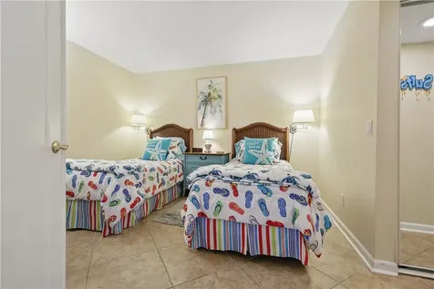 1026 Flamevine Lane Vero Beach FL 32963