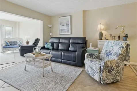 1026 Flamevine Lane Vero Beach FL 32963