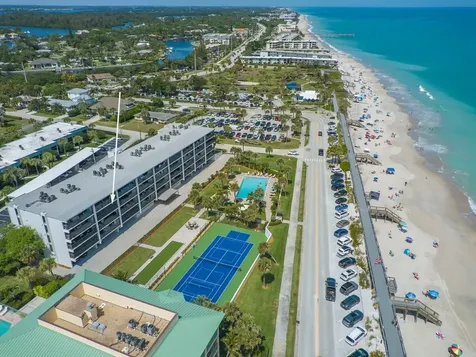 4141 Ocean Drive Vero Beach FL 32963
