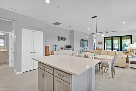 5129 Unity Square Vero Beach FL 32967
