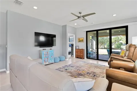 5129 Unity Square Vero Beach FL 32967