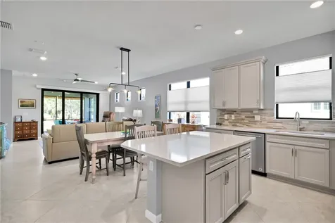 5129 Unity Square Vero Beach FL 32967