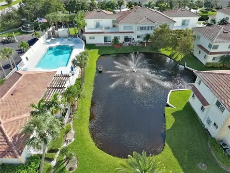 504 7th Square Vero Beach FL 32962