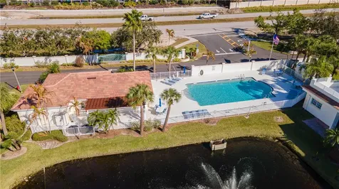 504 7th Square Vero Beach FL 32962