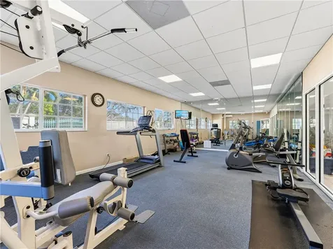 504 7th Square Vero Beach FL 32962