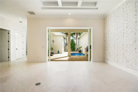 110 Strand Drive Vero Beach FL 32963