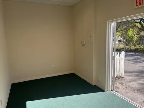 9015 Americana. Road Vero Beach FL 32966