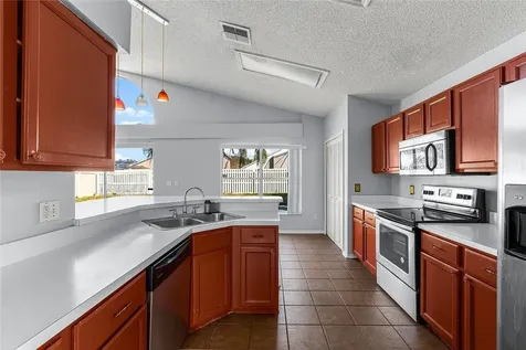 13933 Huntwick Drive Orlando FL 32837