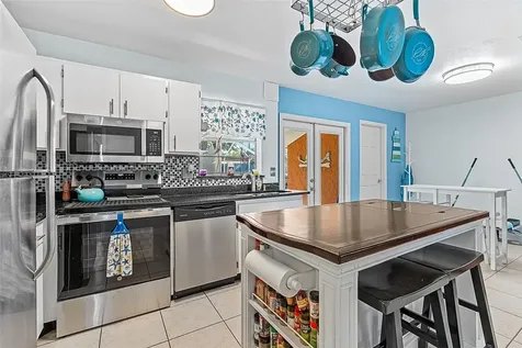 1085 24th Place SW Vero Beach FL 32962