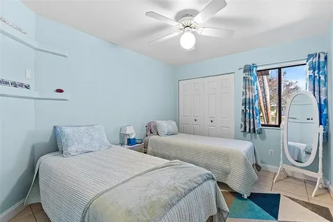 1085 24th Place SW Vero Beach FL 32962