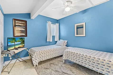 1085 24th Place SW Vero Beach FL 32962