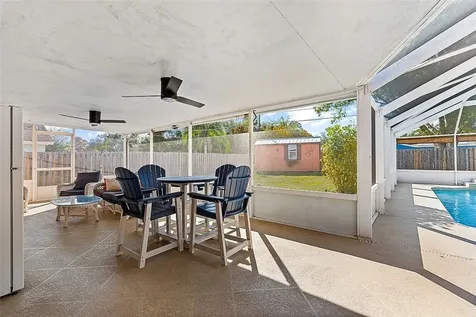 1085 24th Place SW Vero Beach FL 32962