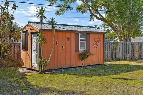 1085 24th Place SW Vero Beach FL 32962