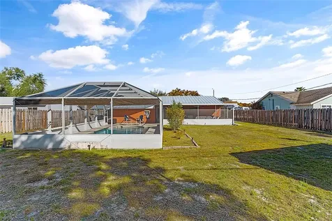 1085 24th Place SW Vero Beach FL 32962